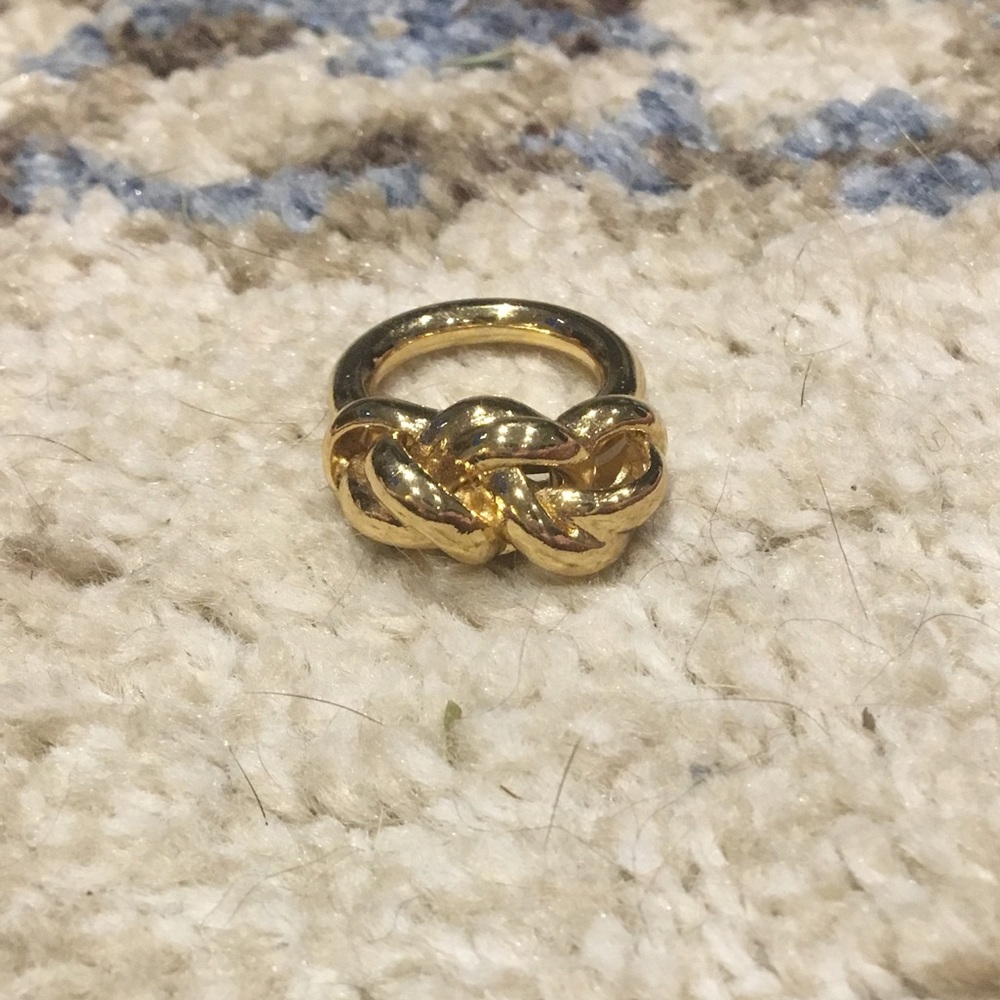 Knotted Ring - Picture 6 of 6